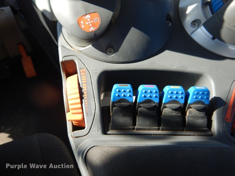 image for item DJ4800 2018 Fendt 933 Vario  MFWD tractor