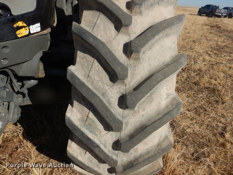 image for item DJ4800 2018 Fendt 933 Vario  MFWD tractor