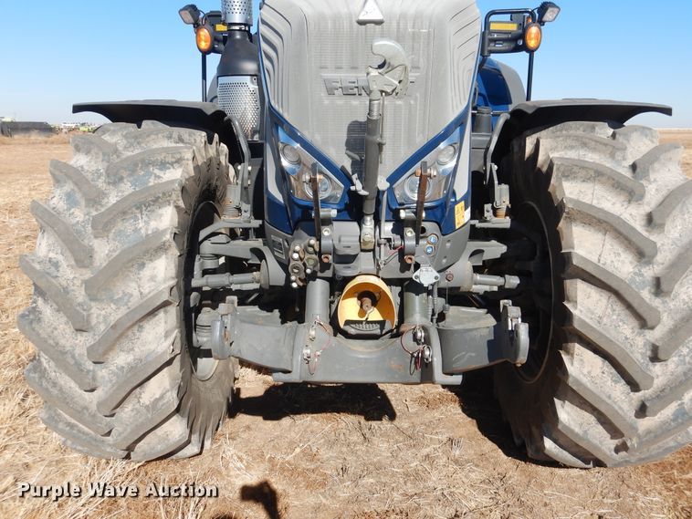 image for item DJ4801 2018 Fendt 933 Vario  MFWD tractor