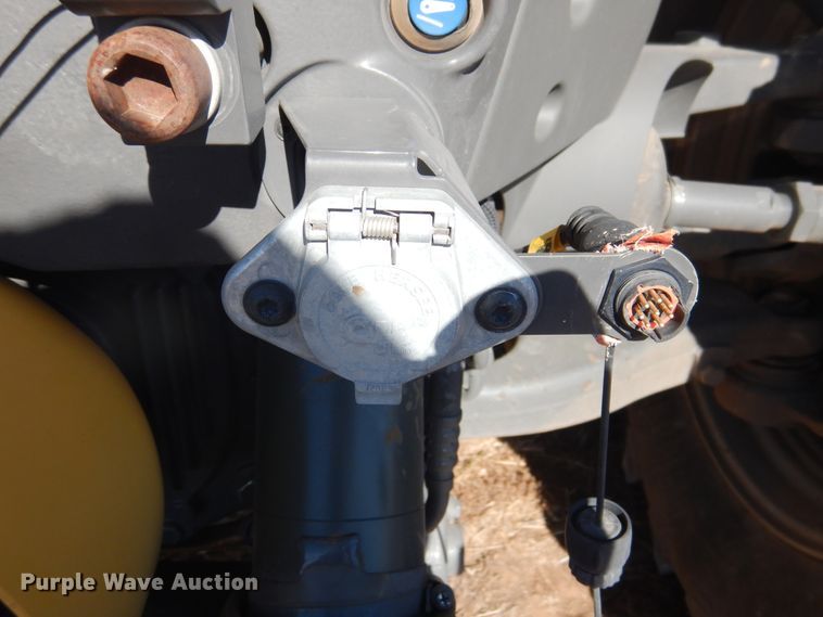 image for item DJ4801 2018 Fendt 933 Vario  MFWD tractor