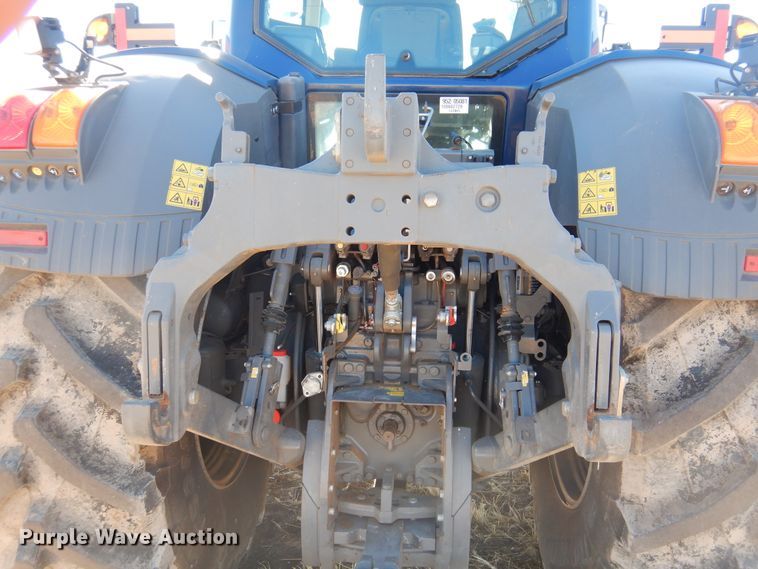 image for item DJ4801 2018 Fendt 933 Vario  MFWD tractor