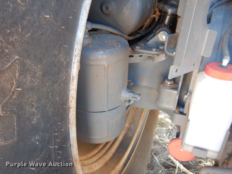 image for item DJ4801 2018 Fendt 933 Vario  MFWD tractor