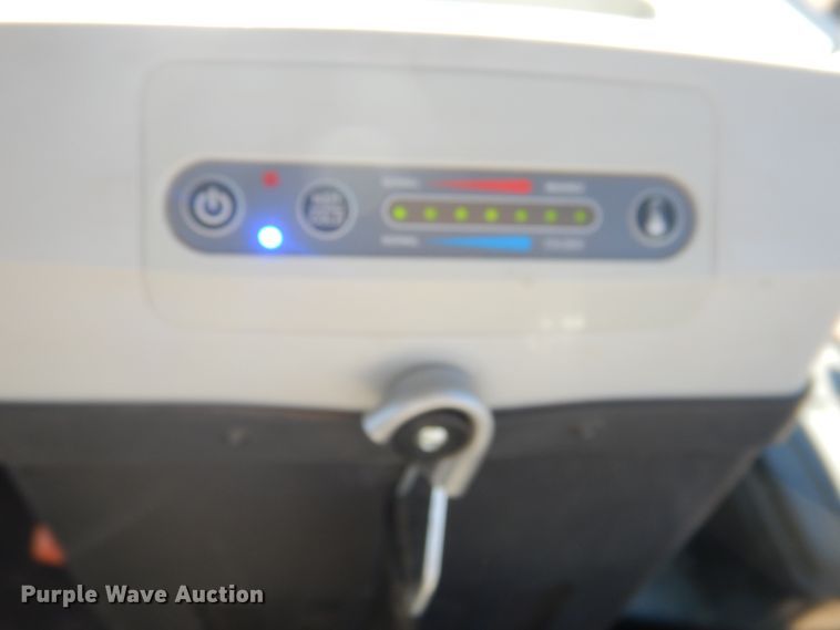 image for item DJ4801 2018 Fendt 933 Vario  MFWD tractor