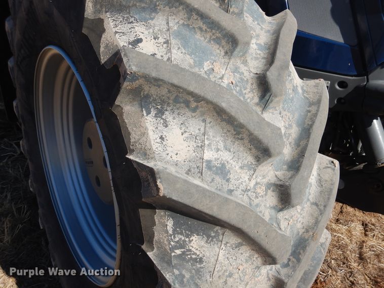 image for item DJ4801 2018 Fendt 933 Vario  MFWD tractor