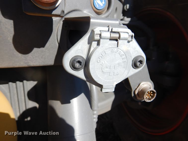 image for item DJ4802 2018 Fendt 933 Vario  MFWD tractor