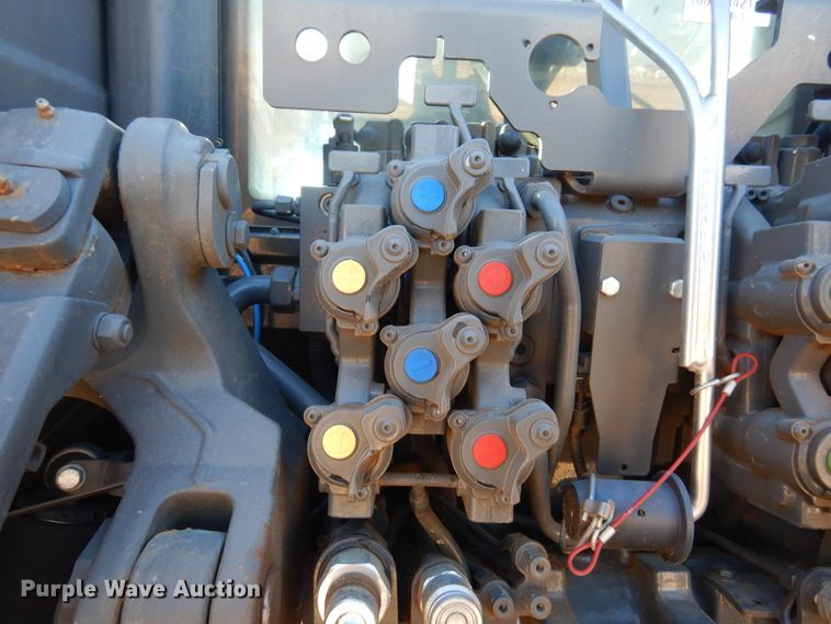 image for item DJ4802 2018 Fendt 933 Vario  MFWD tractor