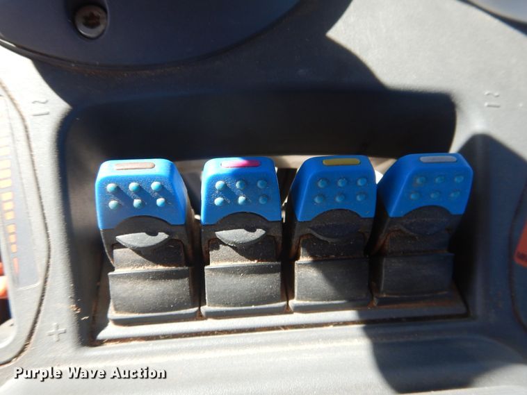 image for item DJ4802 2018 Fendt 933 Vario  MFWD tractor