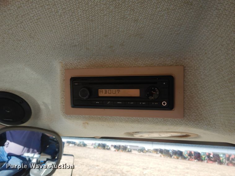 image for item DJ4802 2018 Fendt 933 Vario  MFWD tractor