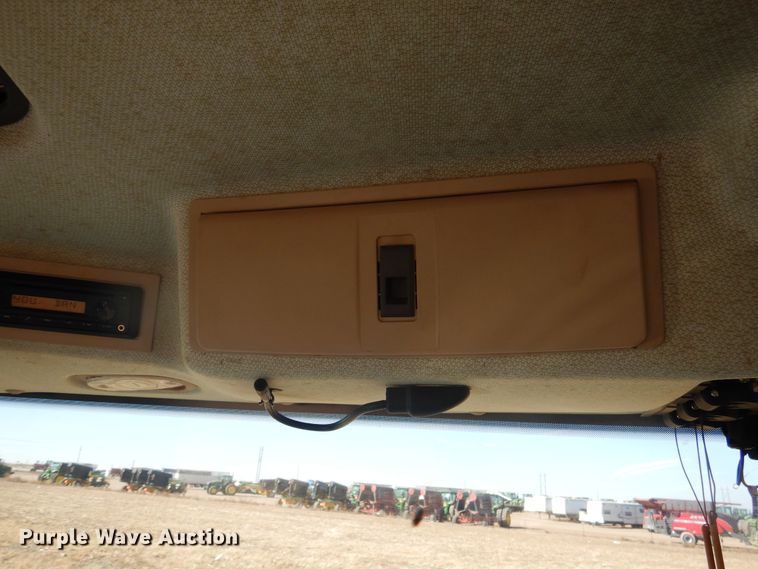 image for item DJ4802 2018 Fendt 933 Vario  MFWD tractor