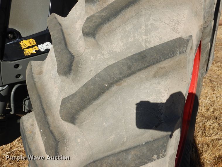 image for item DJ4802 2018 Fendt 933 Vario  MFWD tractor