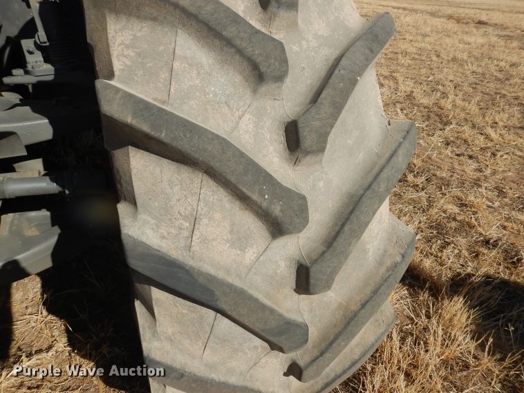 image for item DJ4802 2018 Fendt 933 Vario  MFWD tractor