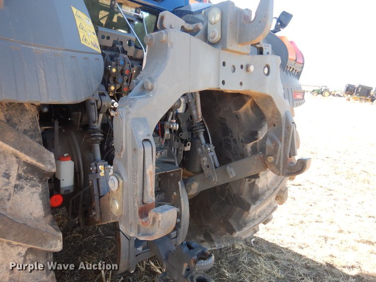 image for item DJ4803 2018 Fendt 933 Vario  MFWD tractor