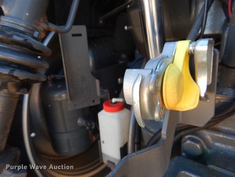 image for item DJ4803 2018 Fendt 933 Vario  MFWD tractor