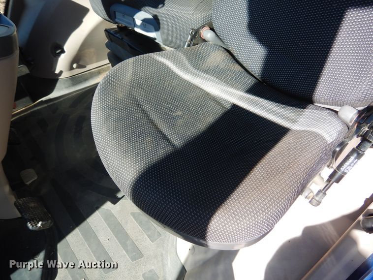 image for item DJ4803 2018 Fendt 933 Vario  MFWD tractor