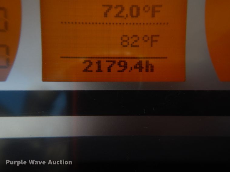 image for item DJ4803 2018 Fendt 933 Vario  MFWD tractor