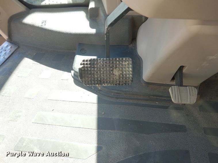 image for item DJ4803 2018 Fendt 933 Vario  MFWD tractor