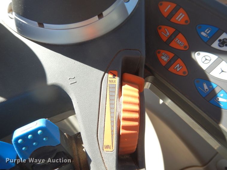 image for item DJ4803 2018 Fendt 933 Vario  MFWD tractor