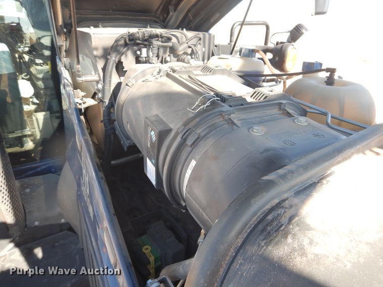 image for item DJ4803 2018 Fendt 933 Vario  MFWD tractor