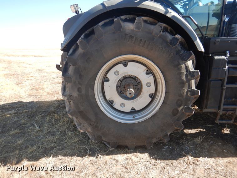 image for item DJ4803 2018 Fendt 933 Vario  MFWD tractor