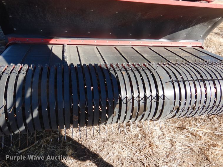 image for item DJ4804 2017 H&S TF6135 hay merger