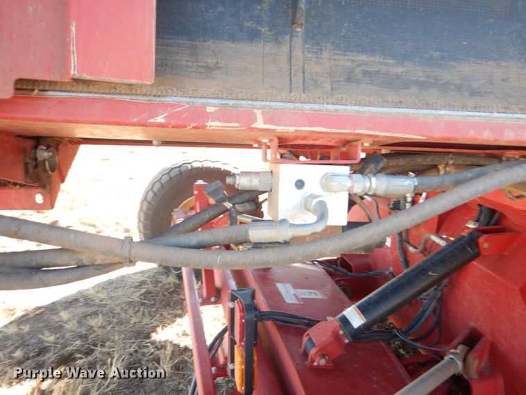 image for item DJ4804 2017 H&S TF6135 hay merger