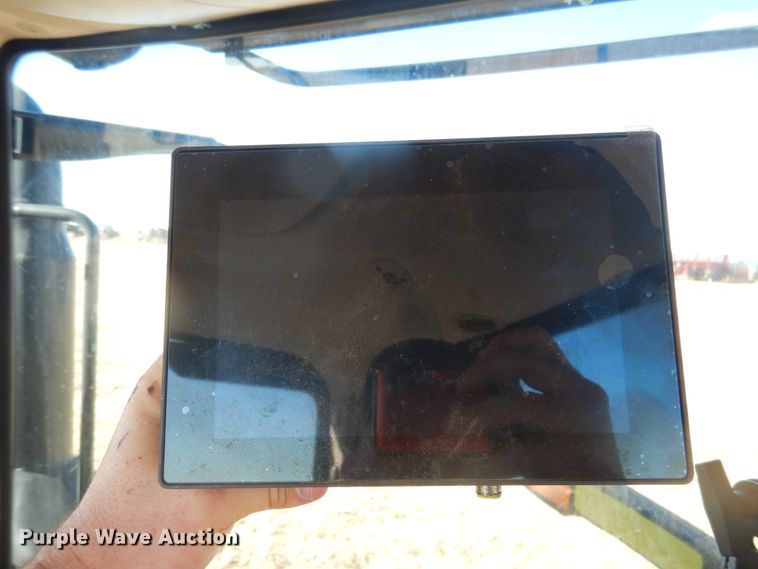 image for item DJ4804 2017 H&S TF6135 hay merger