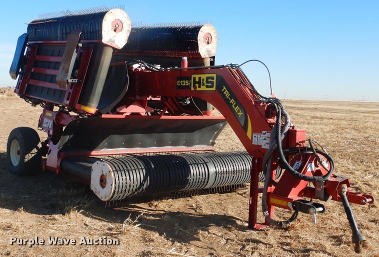 image for item DJ4805 2018 H&S TF6135 hay merger