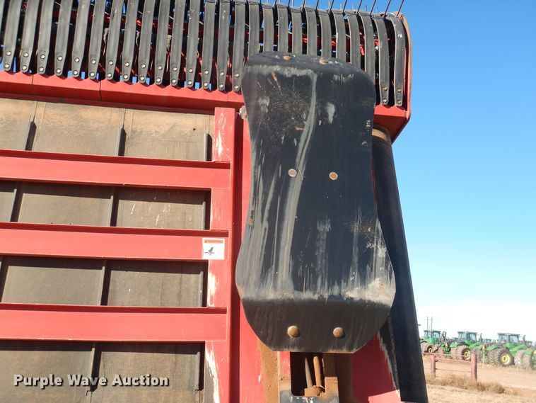 image for item DJ4805 2018 H&S TF6135 hay merger