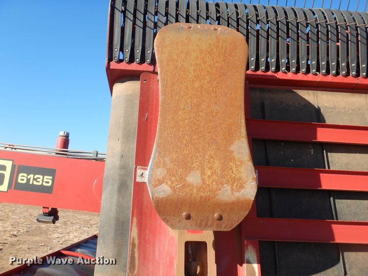 image for item DJ4805 2018 H&S TF6135 hay merger