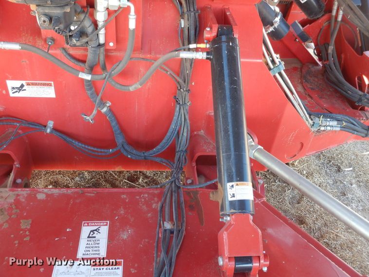 image for item DJ4805 2018 H&S TF6135 hay merger