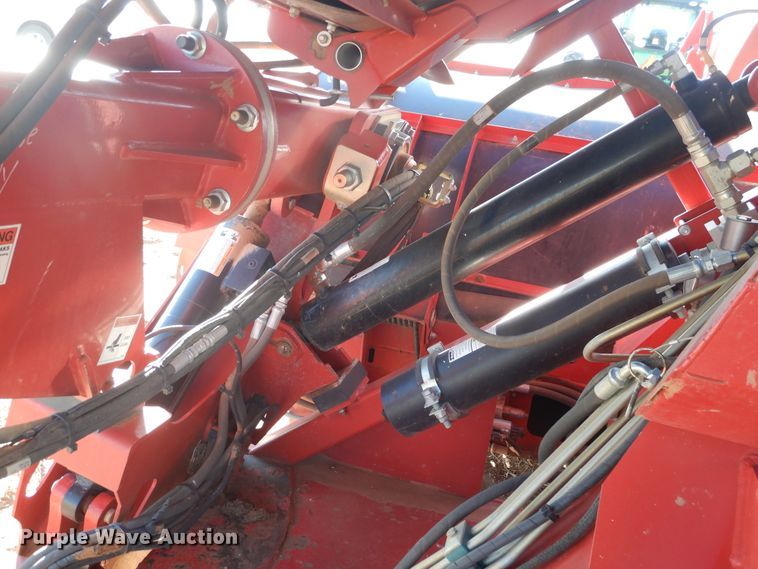 image for item DJ4805 2018 H&S TF6135 hay merger