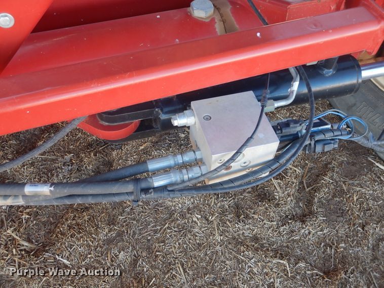 image for item DJ4805 2018 H&S TF6135 hay merger