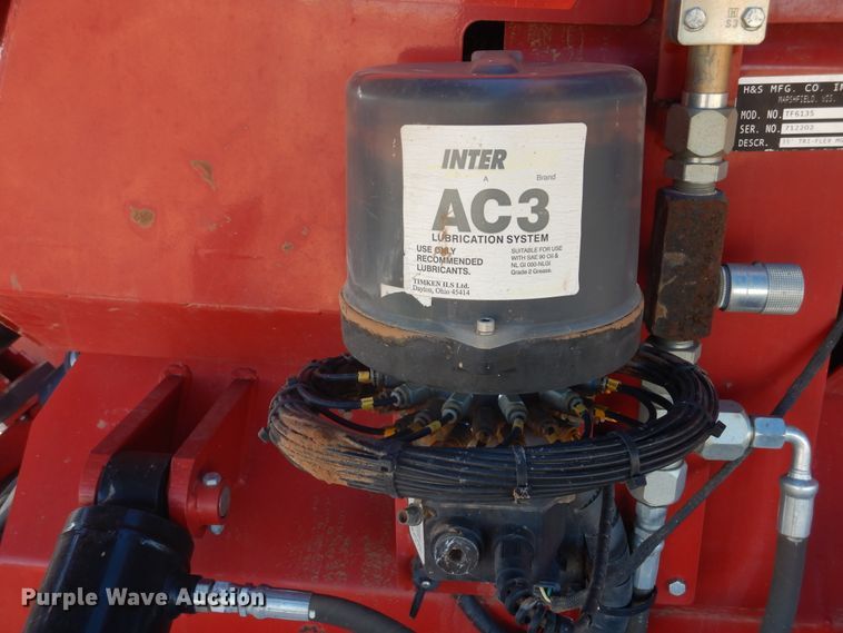 image for item DJ4805 2018 H&S TF6135 hay merger