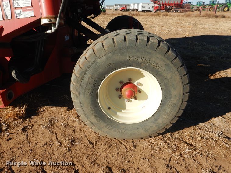 image for item DJ4805 2018 H&S TF6135 hay merger