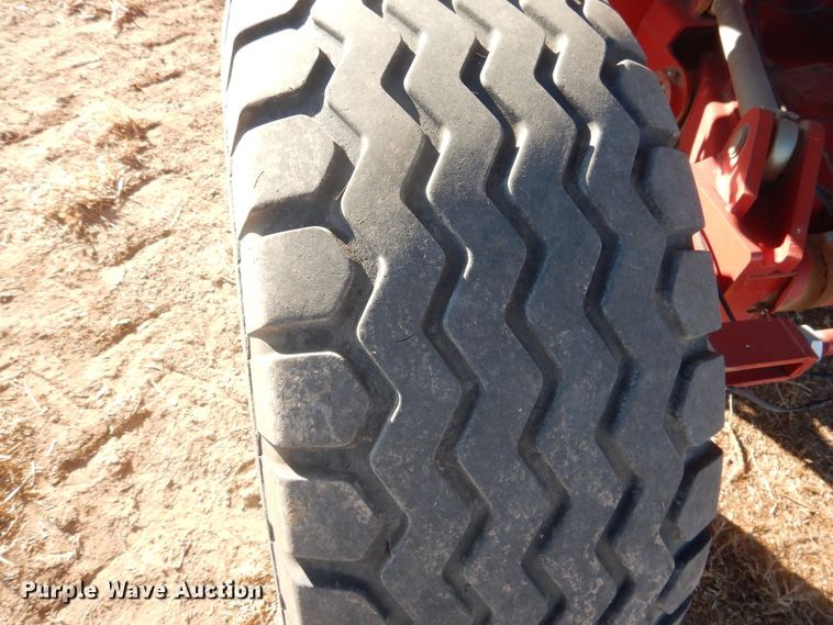 image for item DJ4805 2018 H&S TF6135 hay merger