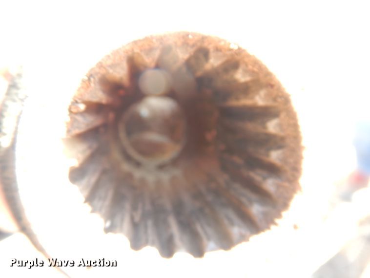 image for item DJ4806 2018 H&S TFM6135 hay merger