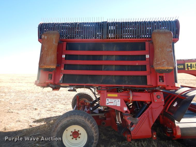 image for item DJ4806 2018 H&S TFM6135 hay merger