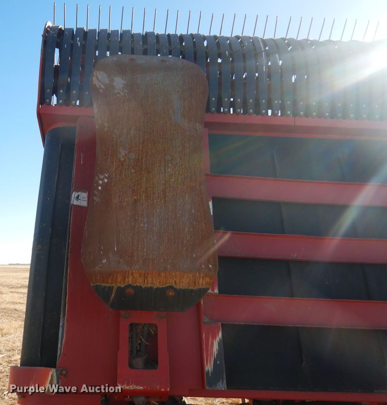 image for item DJ4806 2018 H&S TFM6135 hay merger