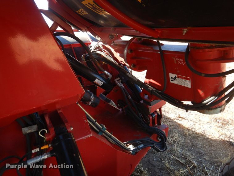 image for item DJ4806 2018 H&S TFM6135 hay merger