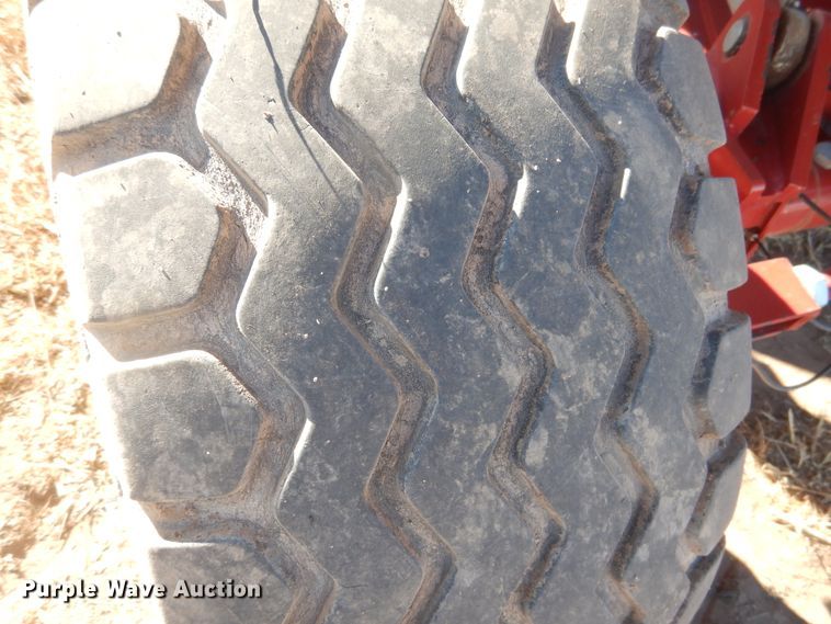 image for item DJ4806 2018 H&S TFM6135 hay merger