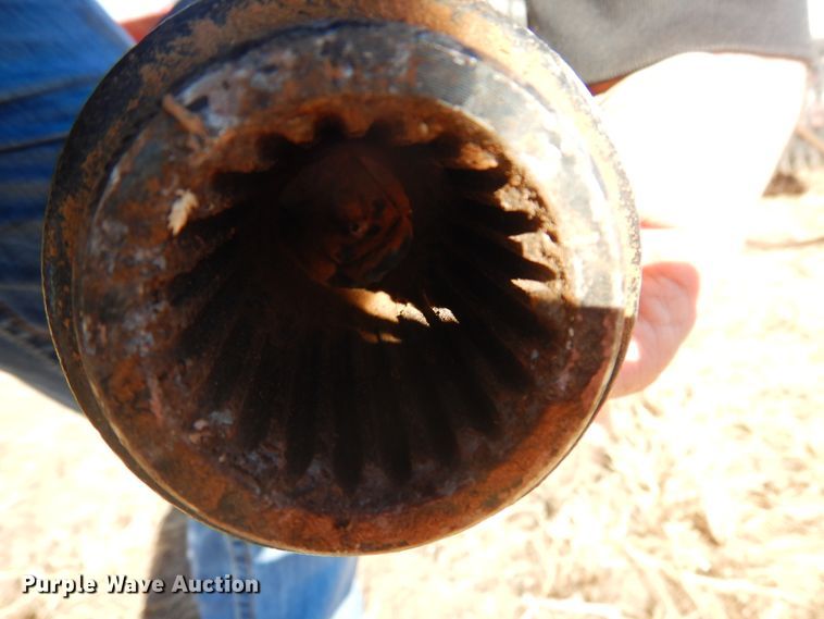 image for item DJ4807 2018 H&S TF6135 hay merger