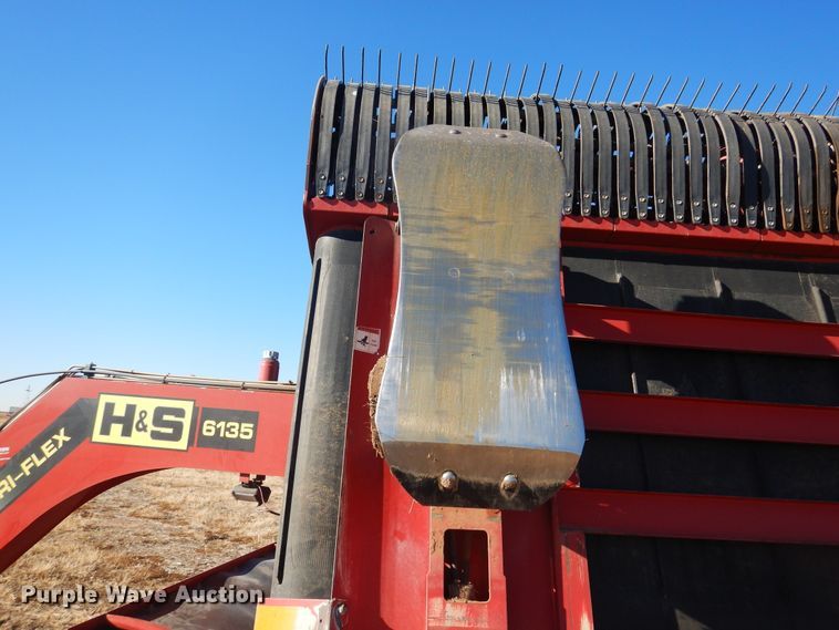 image for item DJ4807 2018 H&S TF6135 hay merger