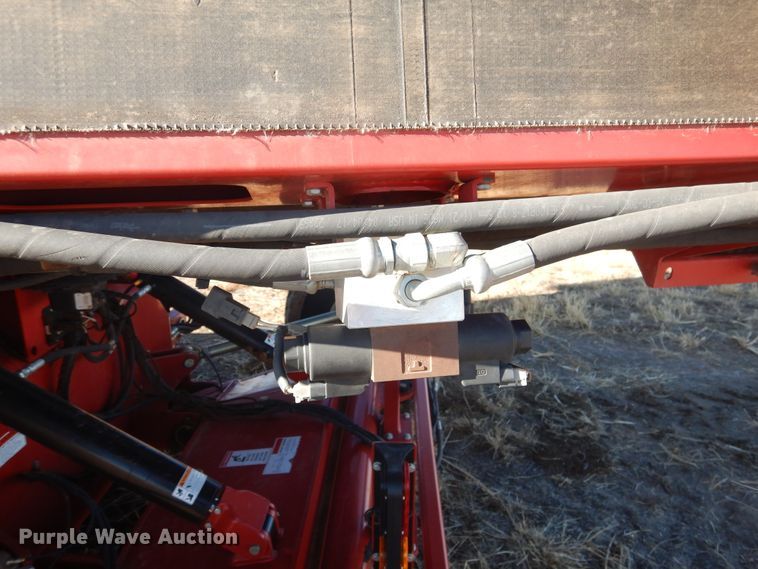 image for item DJ4807 2018 H&S TF6135 hay merger