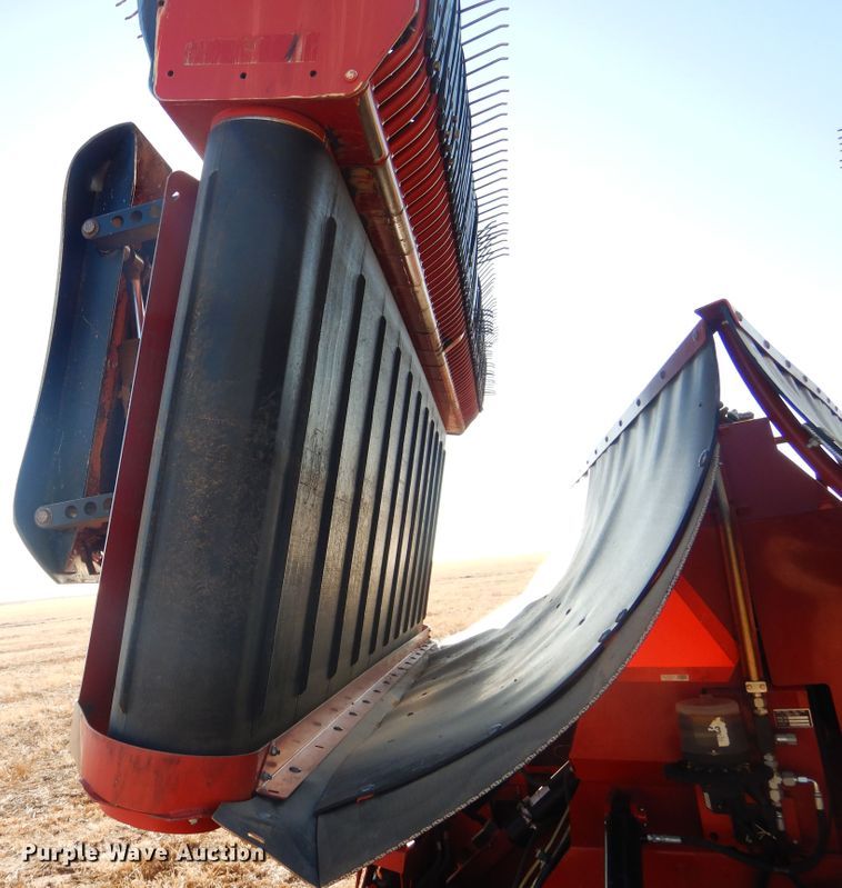 image for item DJ4807 2018 H&S TF6135 hay merger