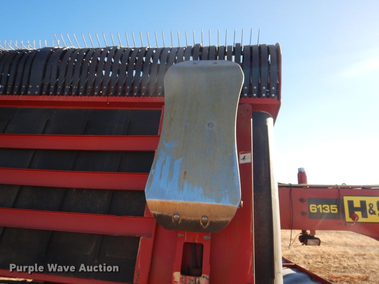 image for item DJ4807 2018 H&S TF6135 hay merger