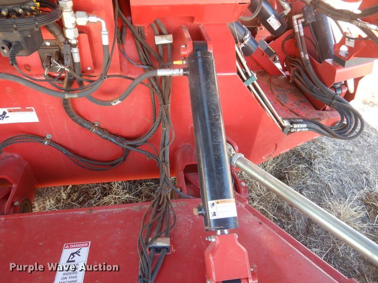 image for item DJ4807 2018 H&S TF6135 hay merger