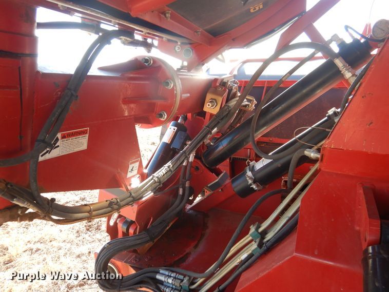 image for item DJ4807 2018 H&S TF6135 hay merger