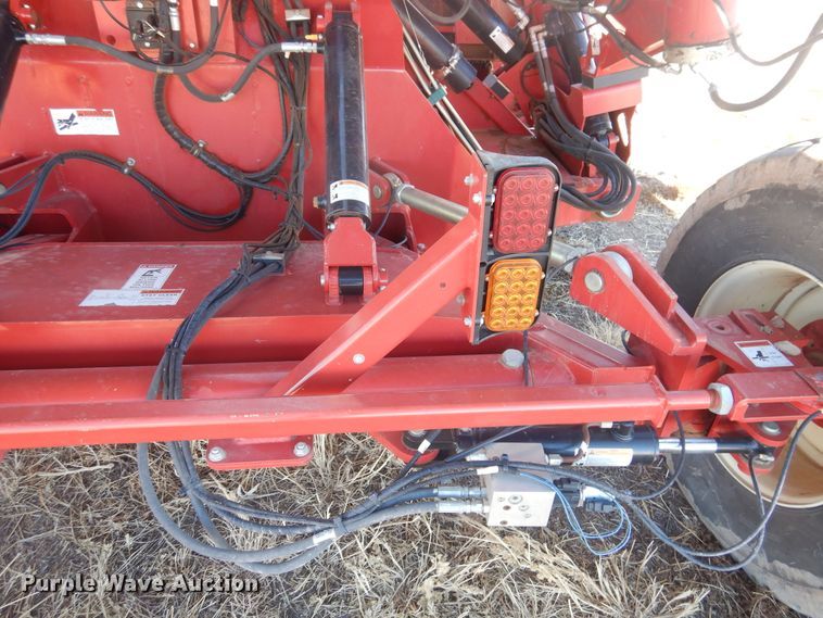 image for item DJ4807 2018 H&S TF6135 hay merger