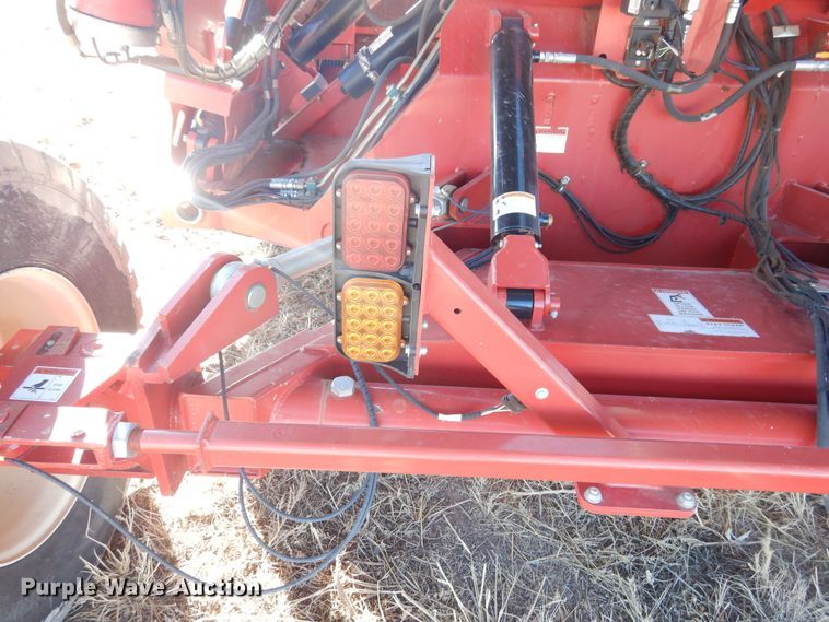 image for item DJ4807 2018 H&S TF6135 hay merger