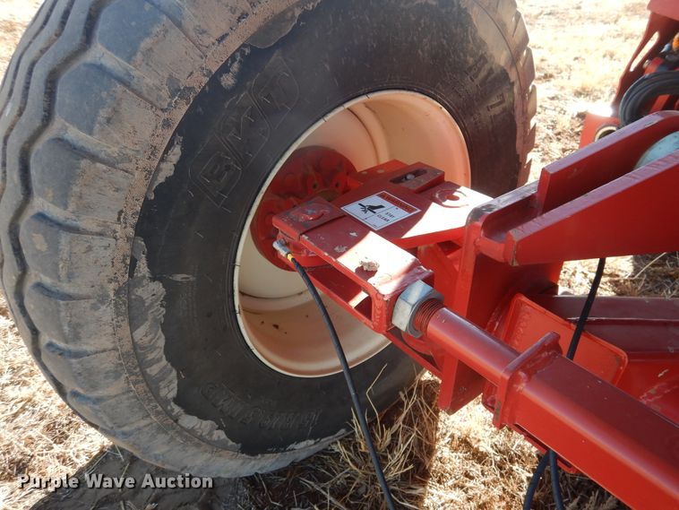 image for item DJ4807 2018 H&S TF6135 hay merger